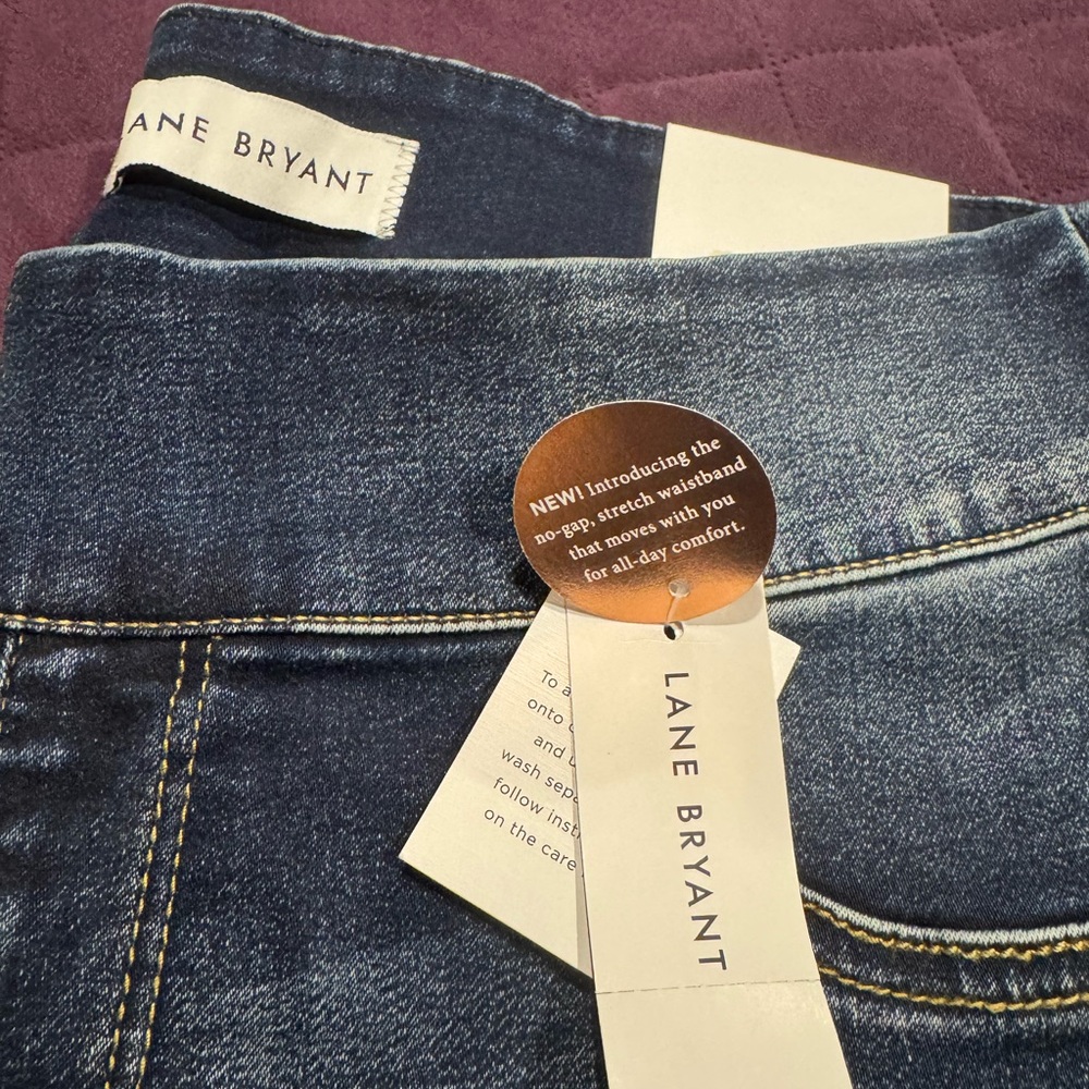 Lane Bryant High Rise Dark Blue PULL-ON JEGGINGS PEDAL
New with tags